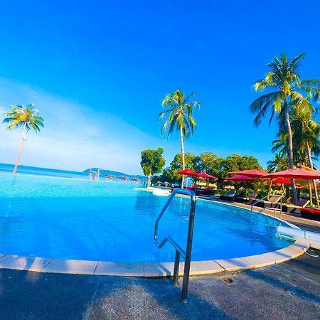 Holiday Villa Resort & Beachclub Langkawi Pantai Cenang  Eksteriør billede