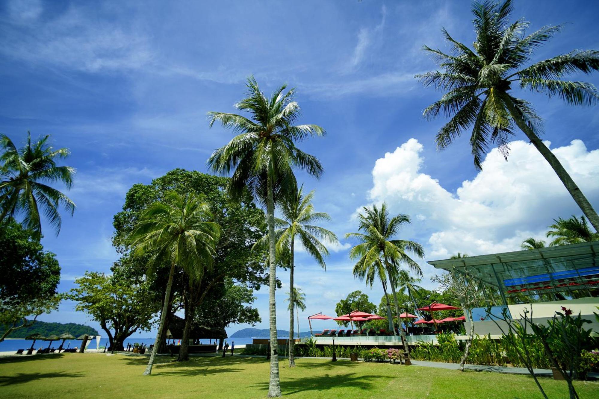 Holiday Villa Resort & Beachclub Langkawi Pantai Cenang  Eksteriør billede